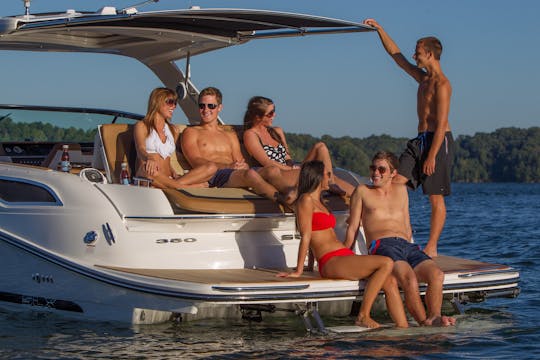 $250hr M-Th | $350hr F-Su | 12 ppl | Luxury Yacht SLX 350