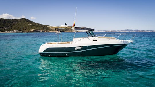 Faeton Moraga 780 Motor Yacht Rental in Eivissa, Illes Balears