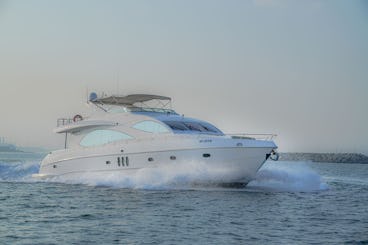 Luxury majesty 88ft motor yacht with jacuzzi in Dubai