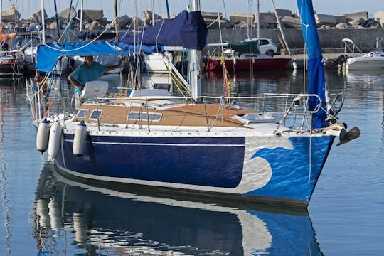 Kirie - Feeling 1100J Sailboat in Kalamata, Greece