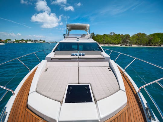 Book Your Dream Yacht Charter: 50' Azimut Fly in Miami