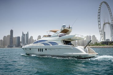 62S AZIMUT ITALIA Yacht for Group Parties and Gatherings 