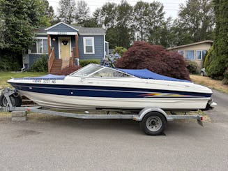 “2005 Bayliner 205 – Your 20-Foot Passport to Seattle’s Summer Shenanigans!”