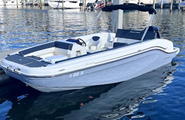 Beautiful New 20’ Bayliner Deck Boat for up to 9 in Dania Beach, Florida