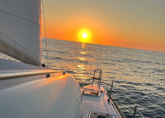 Lagoon 40 in Nuevo Vallarta. Sip Margaritas, Relax, and Sail the day away