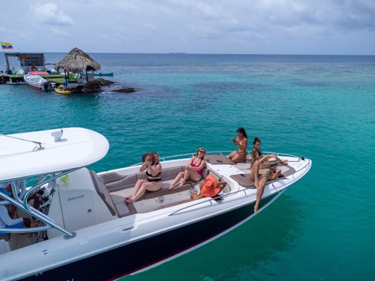 41' Center Console Charter in Cartagena, Colombia