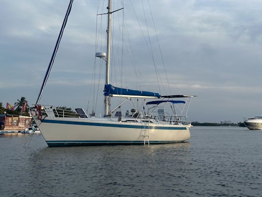 Sweden Yachts 38 Day Sail Fort Lauderdale, Si hablo Espanyol