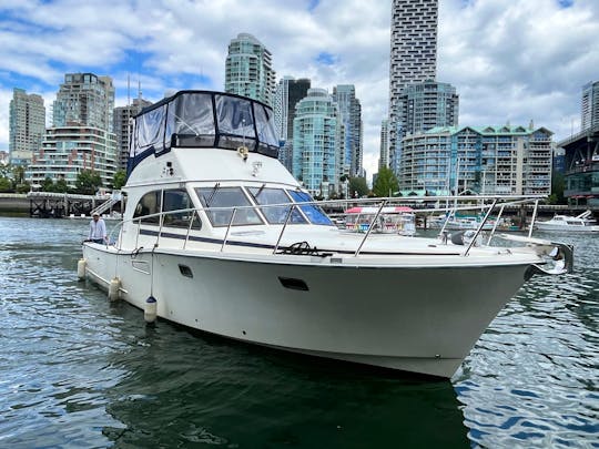 42’ Yacht in Downtown Vancouver
