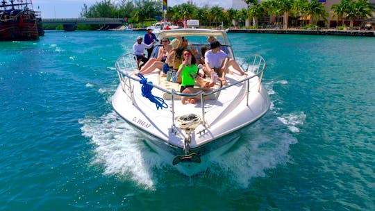 Private Premium Yacht 46FT Rental in Cancun