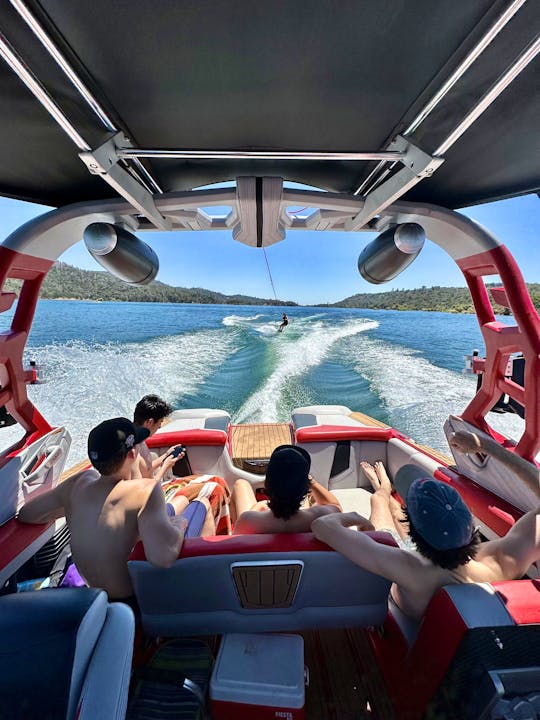 2020 Super Air Nautique G23! The Ultimate in Wakeboarding, Wakesurfing, Tubing!