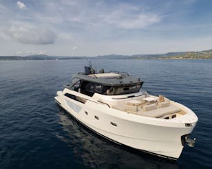 63 foot sports yacht that combines Lamborghini's automotive design with luxury!