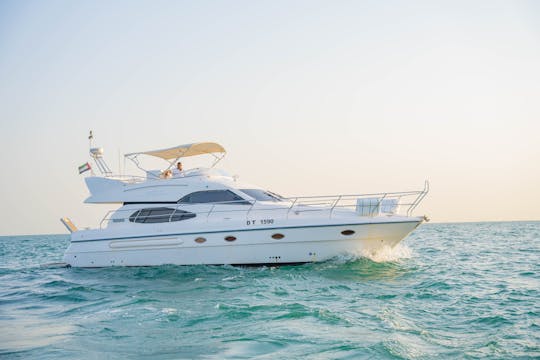 1 Hour FREE JETSKI | Luxury 55ft Dubai Yacht For 18 People 