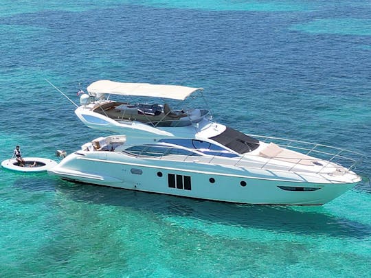 Azimut 53' Flybridge Luxury Yacht