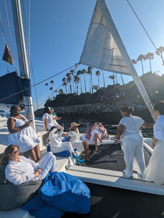 Fiesta en catamarán en La Paz