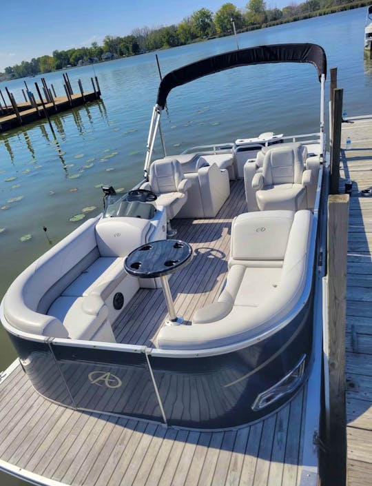 AWESOME AVALON Pontoon Boat Rental in Dynamic Downtown Toledo