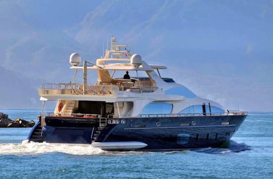 105ft Super Yacht Vallarta 