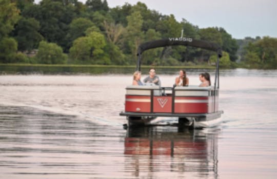 A Cruise You Could Use! Come Treat Yourself On This Spacious Pontoon