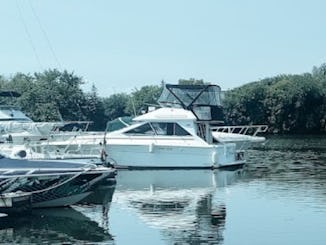 Searay Double-decker Yacht Toronto 