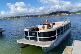 New Pontoon boat rental. 2021 Bentley  