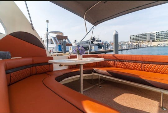 Sea Ray de 40 pies en Cabo San Lucas