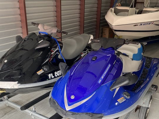 Yahmaha vx110 deluxe Jetski rentals