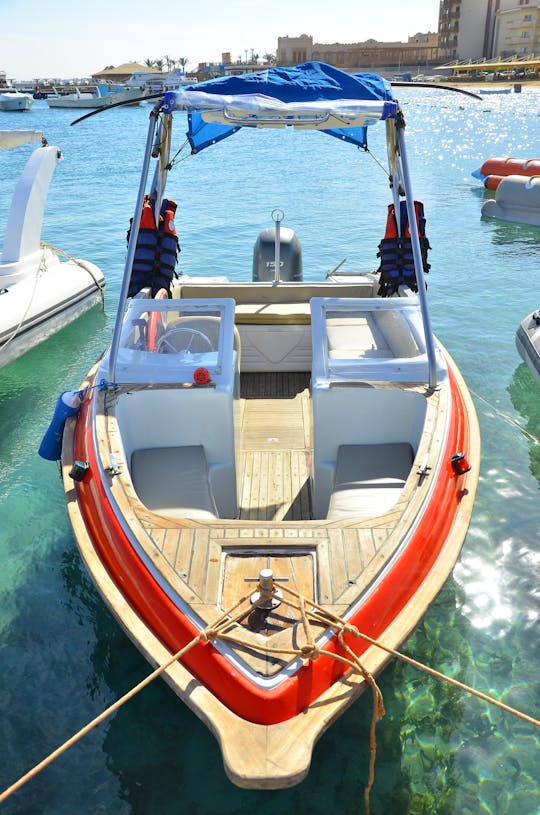 Viagem particular de lancha à Ilha Hula Hula com transferência - Hurghada