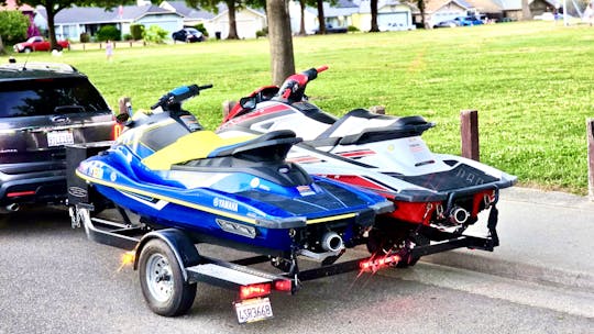 Aluguel de jet skis Yamaha VXR e EXR em Sacramento! Aproveite seu verão conosco!