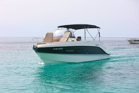 Quicksilver Activ 805 Sundeck for Comfort in Illes Balears