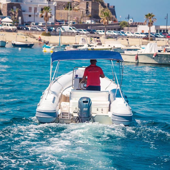 Bote inflable rígido Joker Boat Clubman 21' en alquiler en Forio, Ischia