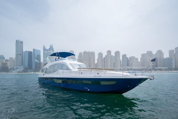 Luxueux yacht neuf de 75 pieds 2024 à louer à Dubaï 