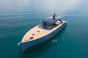 Charter Luxury COLNAGO 45' Yacht in Split, Croatia