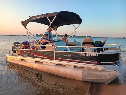 We Bring The Boat To You Anywhere On Cedar Creek Lake or Lake Athens, TX.