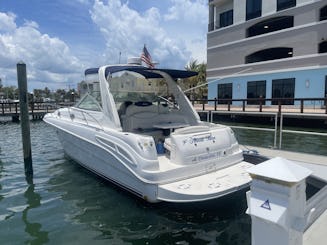 Aluguer de praia Sea Ray 340 em Clearwater