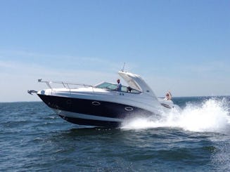 Yacht de luxe de 32 pieds certifié Express Cruiser