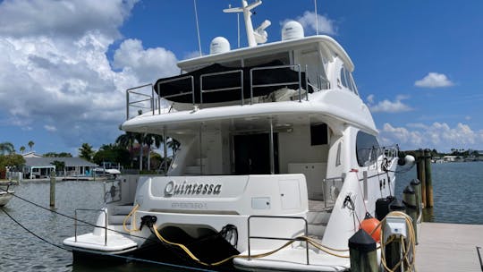 "Quintessa" 52' Horizon Power Catamaran in St. Petersburg, FL