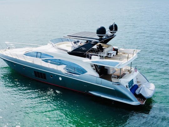 ¡Disfrute de Miami en el lujoso Azimut de 70 pies!