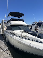 34’ Yacht in San Diego Harbor