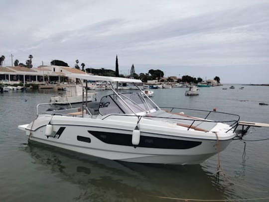 Luxury Day Charter on 2024 Flyer 9 Motor Yacht