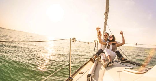 Make Pacific Ocean more excited with Catalina Sailing Yacht!