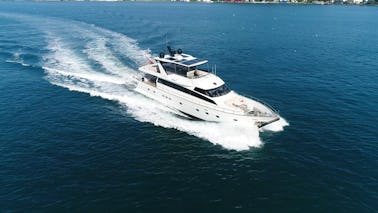 Glamorous 88ft Motor Yacht with Crew for Wonderful Holiday Experience in Gocek