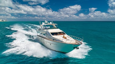 Luxury Yacht Azimut 80' 