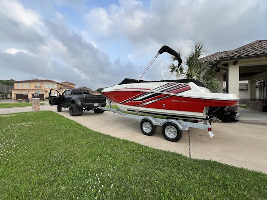 Nuevo bayliner VR5 de 200 CV