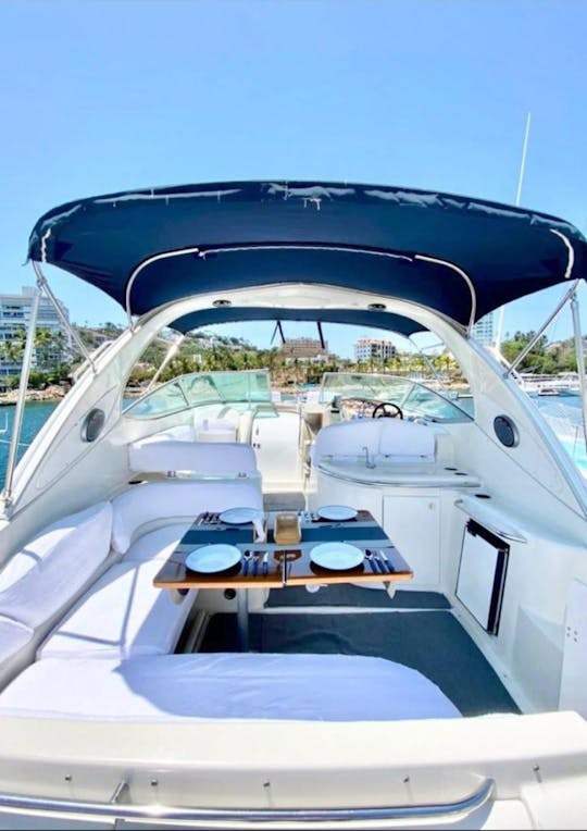 Luxury Maxum 38ft Yacht Rental in Cabo San Lucas