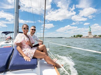 #1 Manhattan Sailboat! 5-Star Service with Captain, Crew, Champagne & Catering
