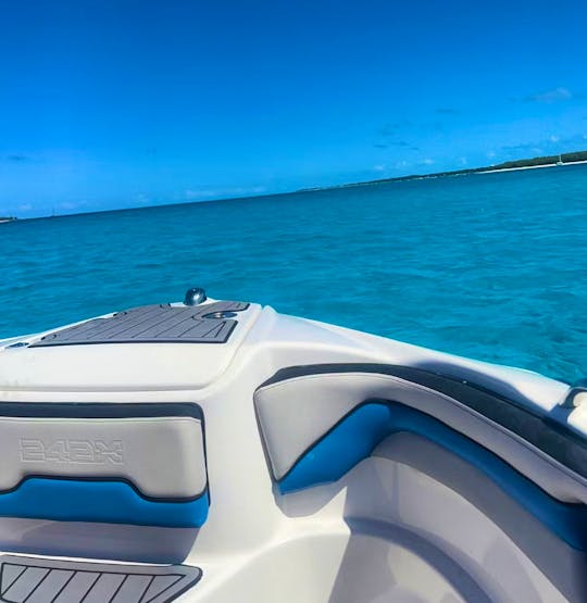 Yamaha 24' Wakeboat for Charter in Nassau Bahamas