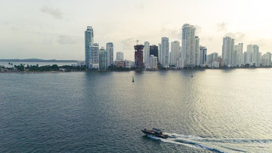 Excursão ao pôr do sol em Cartagena - mínimo de 2 horas - até 8 pessoas - tripulação incluída