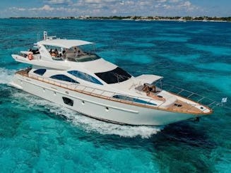 Experience Cancun on our stunning Azimut 80ft yacht!