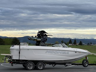 2022 Moomba Mojo Surf Boat With Captain And Gear