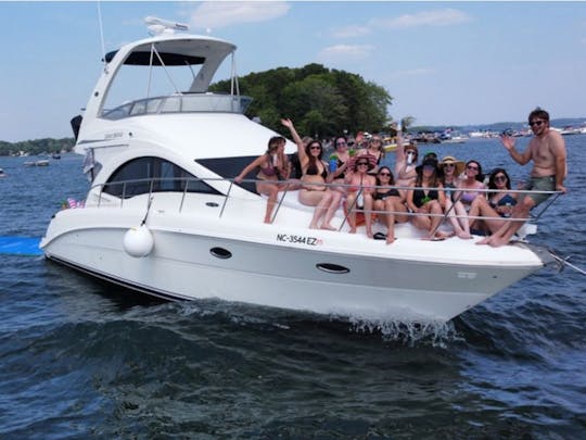 Profitez d'un yacht Sea Ray de 40 pieds sur le lac Norman !