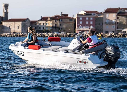 Barco Roto 450s para alugar em Island Rab 